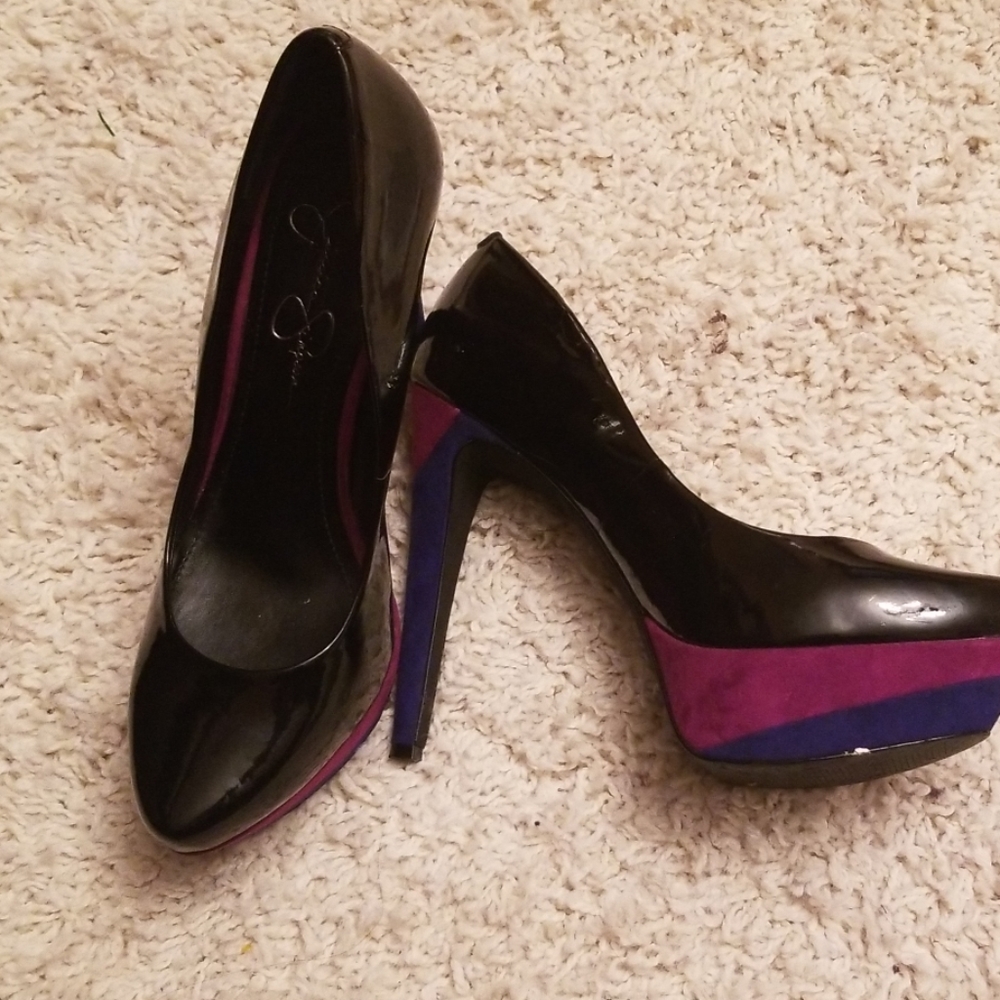 Shoes - Picture 2 of 2